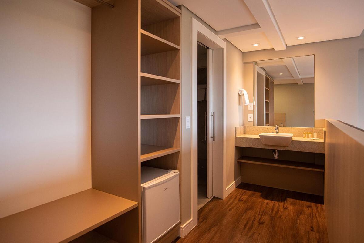 Hotel Renar Fraiburgo Kültér fotó